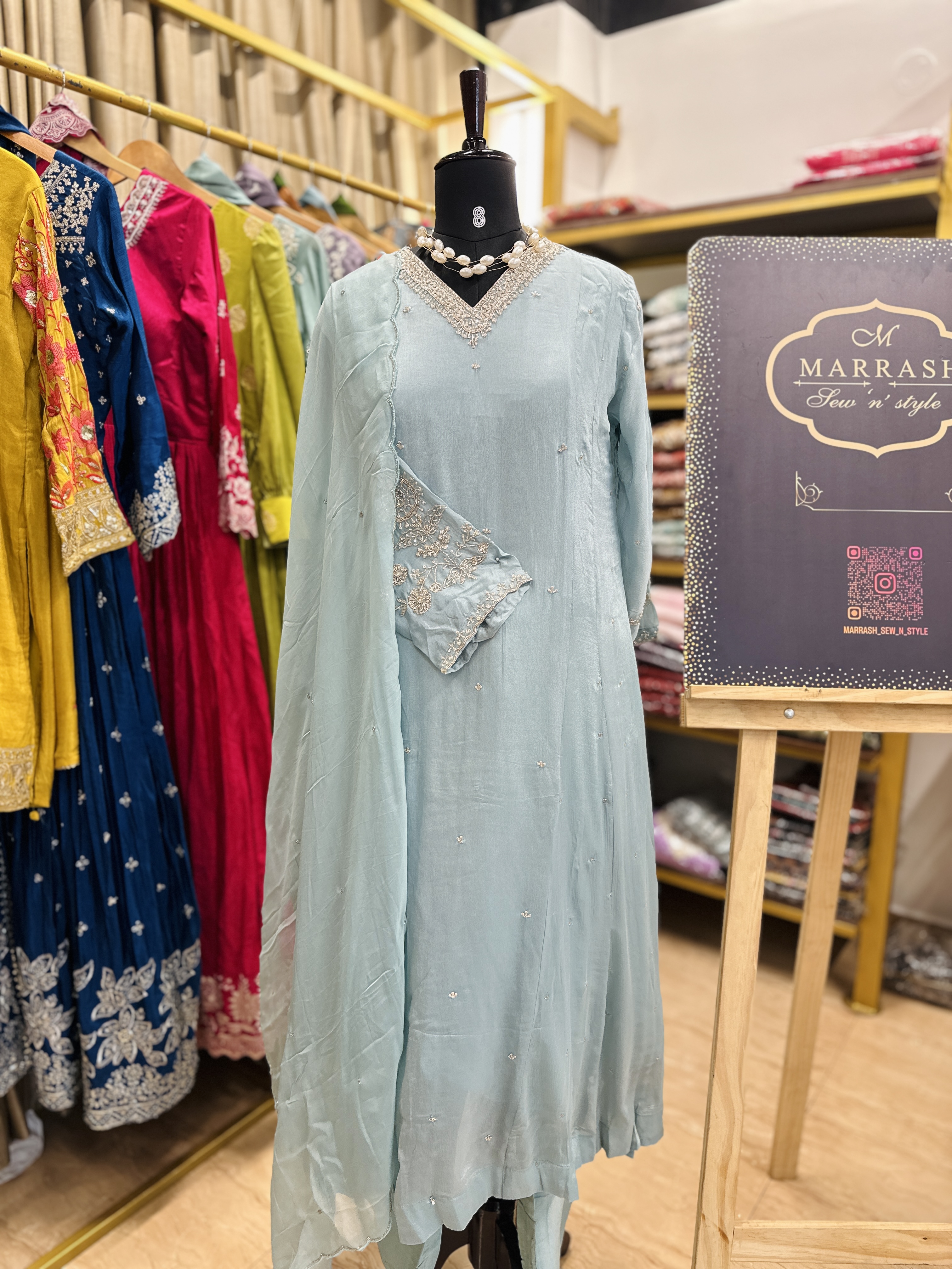 Chinon silk party wear suit