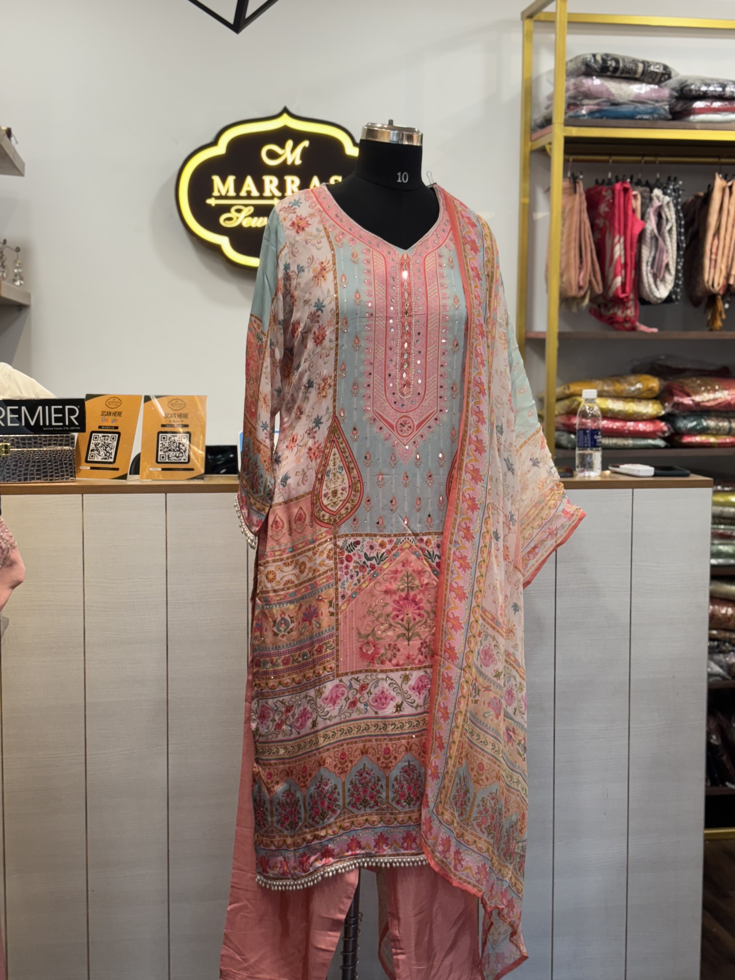 Pink pakistani auit